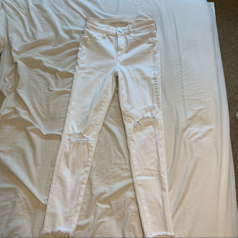 AE next level stretch hi rise white jegging crop